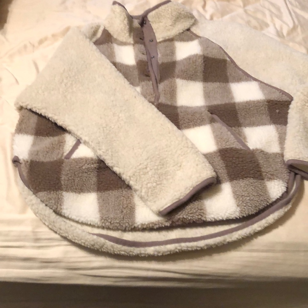 Woolrich Sherpa sweater